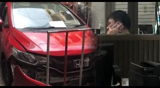 รถแหกด่าน