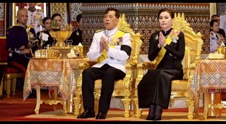 วันฉัตรมงคล