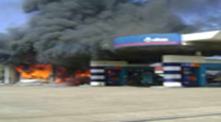 ไฟไหม้ปั๊มน้ำมัน